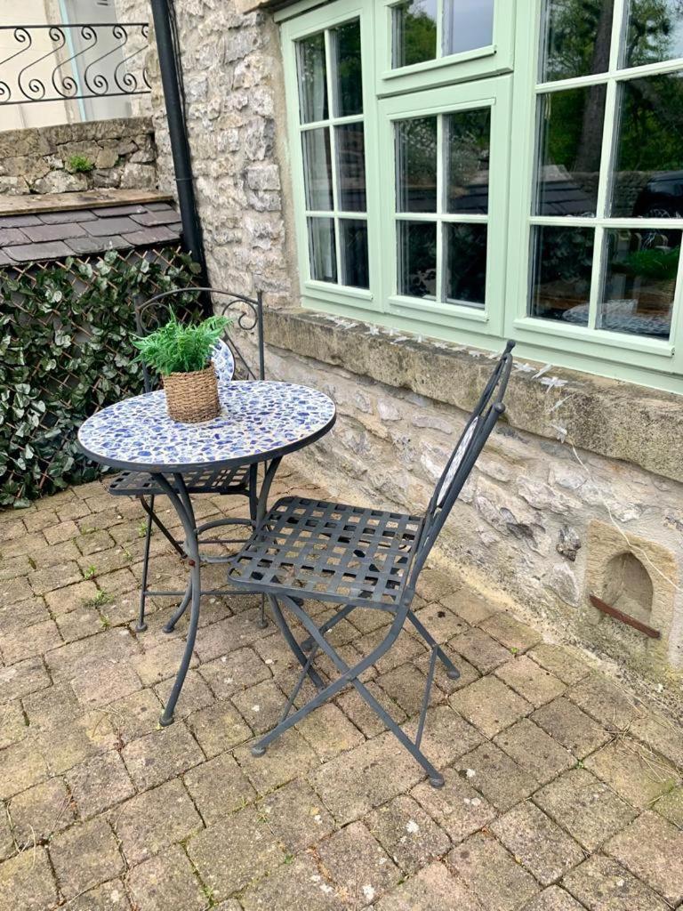 Gorgeous Cozy Cottage With A Heritage Feel, Walks, Pubs & Wood Burner Tideswell Exterior photo